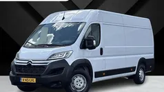 Wit Gebruikt 2023 Citroën Jumper MPV | € 23.890 (Eerlijke prijs)