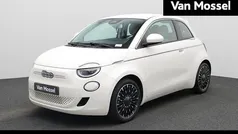 Wit Gebruikt 2023 Fiat 500e La Prima Hatchback | € 23.900 (Eerlijke prijs)