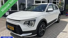 Wit Gebruikt 2024 Kia Niro Comfort SUV | € 30.649 (Eerlijke prijs)
