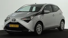 Grijs Gebruikt 2019 Toyota Aygo X-play Hatchback | € 11.945 (Eerlijke prijs)