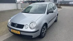 Grijs Gebruikt 2003 VW Polo Hatchback | € 1.498 (Eerlijke prijs)
