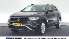 Zwart Gebruikt 2025 VW T-Roc Edition SUV | € 36.899 (Eerlijke prijs)