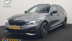 Grijs Gebruikt 2021 BMW 330e M Sport Stationwagen | € 34.440 (Eerlijke prijs)