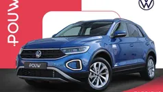Blauw, metallic lak Gebruikt 2024 VW T-Roc Life SUV | € 32.450 (Goede deal)