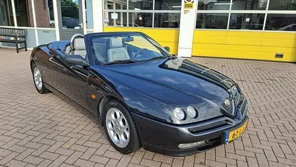 Zwart Gebruikt 2001 Alfa Romeo Spider Cabriolet | € 6.950 (Eerlijke prijs)