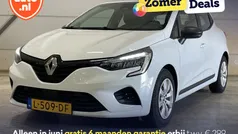 Wit Gebruikt 2021 Renault Clio V Life Hatchback | € 11.695 (Goede deal)