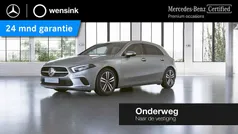 Grijs Gebruikt 2022 Mercedes A180 Premium Hatchback | € 27.850 (Goede deal)