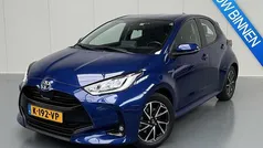 Blauw Gebruikt 2021 Toyota Yaris Hatchback | € 20.950 (Eerlijke prijs)