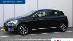Gebruikt 2021 Renault Clio V Zen Hatchback | € 14.795 (Eerlijke prijs)