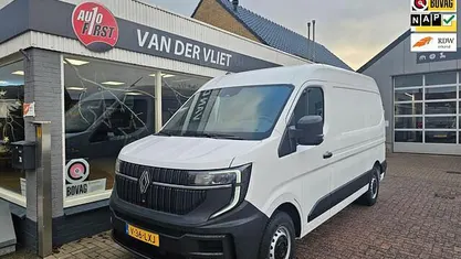 Gebruikt 2025 Renault Master Van | € 36.950 (Super prijs)