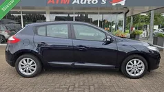 Blauw Gebruikt 2009 Renault Mégane III Expression Hatchback | € 3.499 (Eerlijke prijs)
