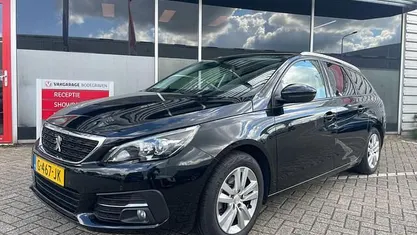 Occasion 2020 Peugeot 308 SW Stationwagen | € 10.950 (Super prijs)