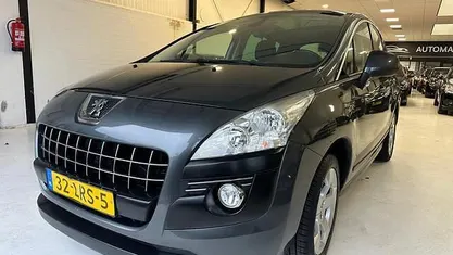 Grijs Gebruikt 2010 Peugeot 3008 MPV | € 2.950 (Eerlijke prijs)
