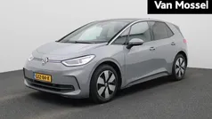 Grijs Gebruikt 2025 VW ID.3 Pro Hatchback | € 33.400 (Eerlijke prijs)
