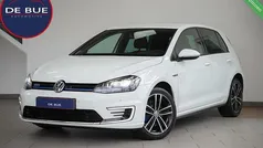 Wit Gebruikt 2015 VW Golf VII Executive Hatchback | € 11.911 (Eerlijke prijs)