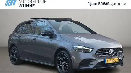 Grijs Occasion 2023 Mercedes B250e AMG line MPV | € 35.950 (Eerlijke prijs)
