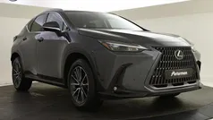Grijs Gebruikt 2023 Lexus NX450h+ Luxury Line SUV | € 50.499 (Eerlijke prijs)