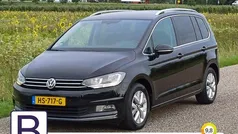 Zwart Gebruikt 2015 VW Touran Highline MPV | € 10.995 (Eerlijke prijs)