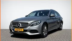 Grijs, metallic lak Gebruikt 2015 Mercedes C180 Ambition Stationwagen | € 19.995 (Eerlijke prijs)