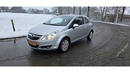 Occasion 2009 Opel Corsa Enjoy Hatchback | € 1.250 (Super prijs)
