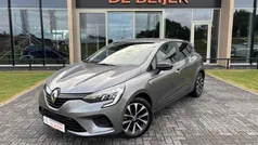 Grijs Gebruikt 2023 Renault Clio V Hatchback | € 17.645 (Goede deal)