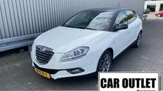 Wit Gebruikt 2012 Lancia Delta Silver Hatchback | € 5.750 (Eerlijke prijs)