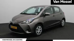 Gebruikt 2017 Toyota Yaris Hatchback | € 13.700 (Eerlijke prijs)