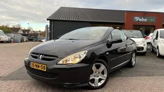 Zwart Gebruikt 2004 Peugeot 307 CC Cabriolet | € 1.950 (Eerlijke prijs)