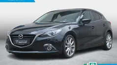 Gebruikt 2015 Mazda 3 Hatchback | € 14.900 (Eerlijke prijs)