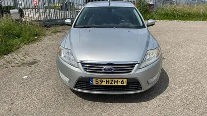 Grijs Gebruikt 2009 Ford Mondeo Ghia Sedan | € 2.699 (Goede deal)