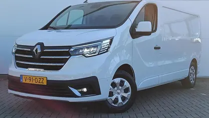 Occasion 2024 Renault Trafic MPV | € 27.557 (Super prijs)