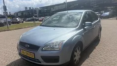 Blauw, metallic lak Gebruikt 2007 Ford Focus Trend Hatchback | € 1.850 (Goede deal)