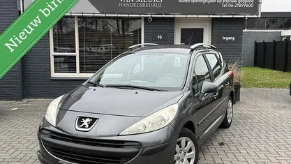 Grijs Gebruikt 2009 Peugeot 207 Stationwagen | € 2.450 (Eerlijke prijs)