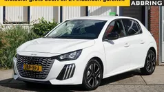 Wit Gebruikt 2024 Peugeot 208 Allure Hatchback | € 19.900 (Eerlijke prijs)