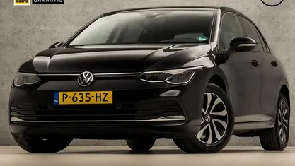 Zwart Gebruikt 2021 VW Golf VIII Sportline Hatchback | € 18.945 (Eerlijke prijs)