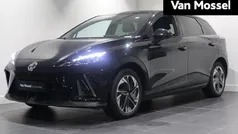 Zwart Gebruikt 2023 MG MG4 EV Luxury Hatchback | € 23.400 (Eerlijke prijs)