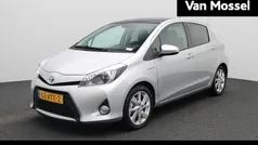 Grijs Gebruikt 2012 Toyota Yaris Hybrid Hatchback | € 12.900 (Eerlijke prijs)