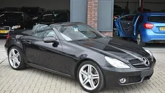 Zwart Gebruikt 2010 Mercedes SLK200 Prestige Cabriolet | € 10.950 (Eerlijke prijs)