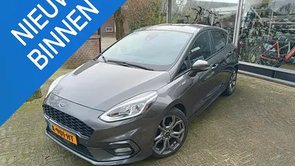 Grijs Occasion 2021 Ford Fiesta ST-Line X Hatchback | € 15.695 (Eerlijke prijs)