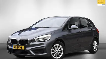 Grijs Occasion 2018 BMW 216 Active Tourer Basis MPV | € 14.440 (Eerlijke prijs)