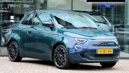 Groen Gebruikt 2023 Fiat 500e La Prima Hatchback | € 19.937 (Super prijs)