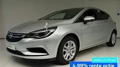 Grijs Gebruikt 2019 Opel Astra Edition Hatchback | € 12.890 (Eerlijke prijs)