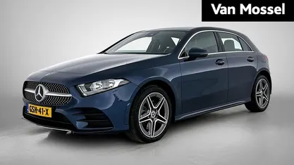Blauw Gebruikt 2024 Mercedes A250 AMG line Hatchback | € 28.900 (Super prijs)