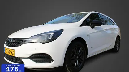 Wit Gebruikt 2021 Opel Astra Business Elegance Stationwagen | € 12.895 (Eerlijke prijs)