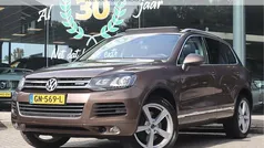 Bruin Gebruikt 2011 VW Touareg Highline SUV | € 16.950 (Eerlijke prijs)