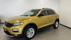 Geel Gebruikt 2018 VW T-Roc Style SUV | € 15.950 (Eerlijke prijs)