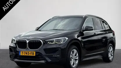 Zwart Gebruikt 2022 BMW X1 Executive SUV | € 29.895 (Eerlijke prijs)