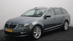 Grijs Gebruikt 2020 Skoda Octavia Business Line Stationwagen | € 19.345 (Eerlijke prijs)
