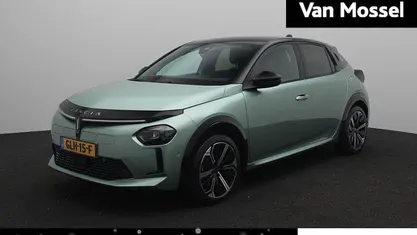 Groen Occasion 2024 Lancia Ypsilon Hatchback | € 26.740 (Goede deal)