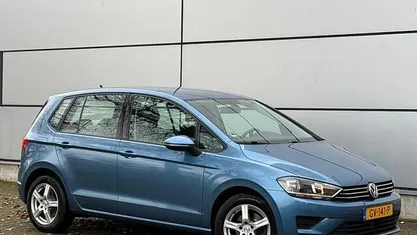 Occasion 2014 VW Golf Sportsvan Highline MPV | € 7.450 (Goede deal)